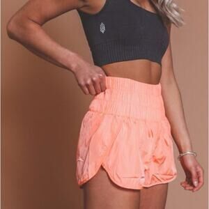 Free People‎ The Way Home Shorts in Papaya Punch size large high waist smocked